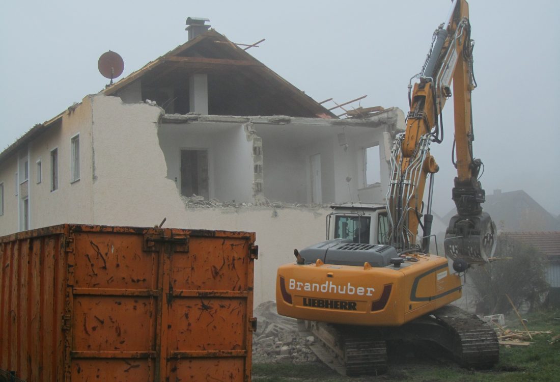 Abbruch Öl belastetes Haus, Simbach am Inn
