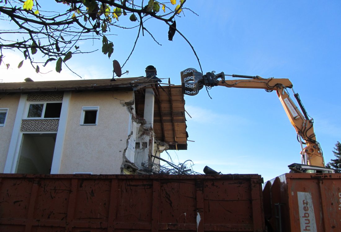 Abbruch Öl belastetes Haus, Simbach am Inn