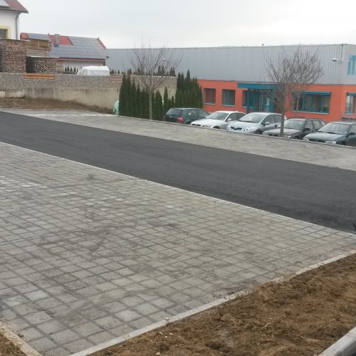 Neubau Parkplatz, Johanniskrichen